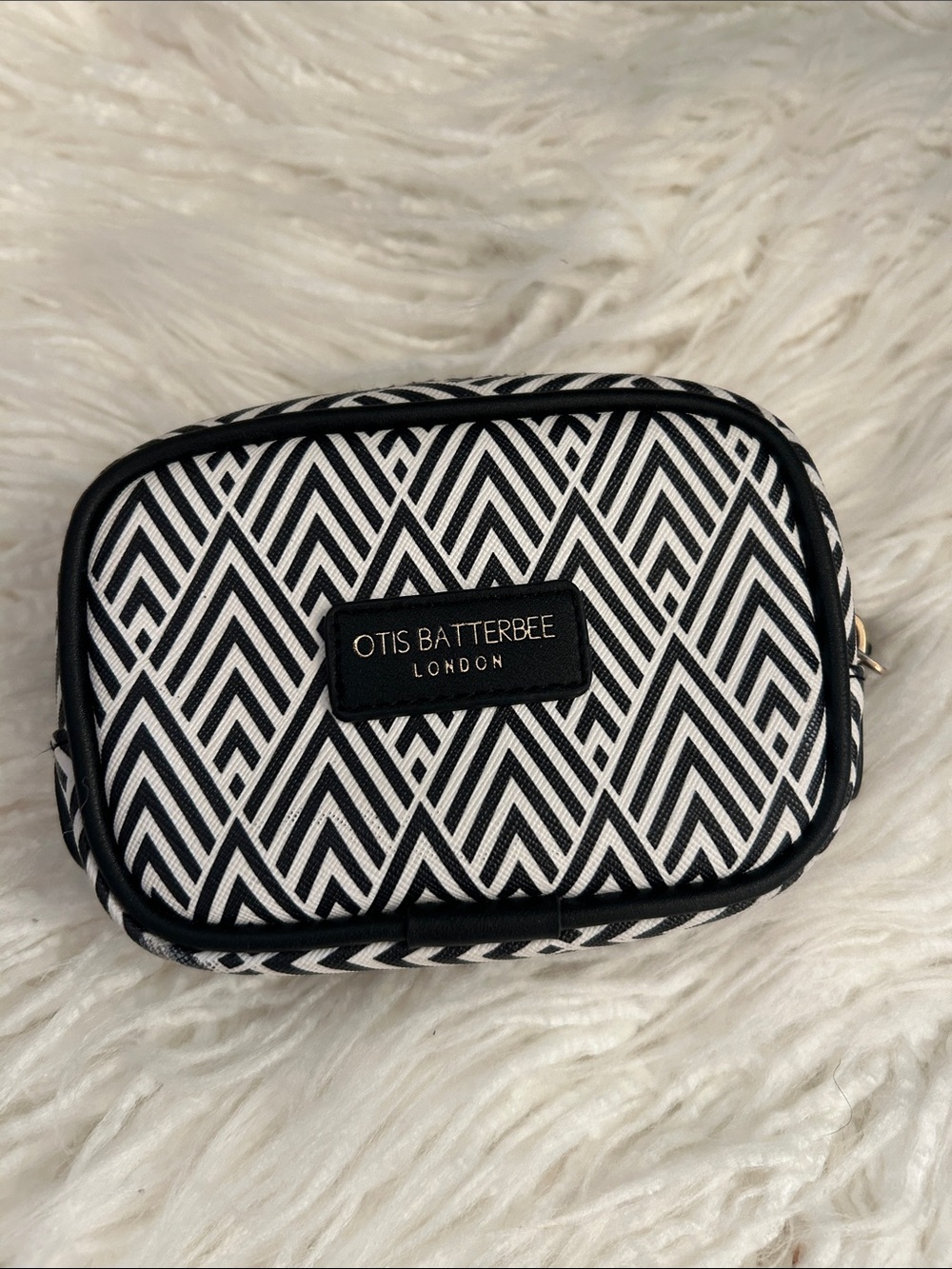 Otis Batterbee London Black and White Geometric Pouch